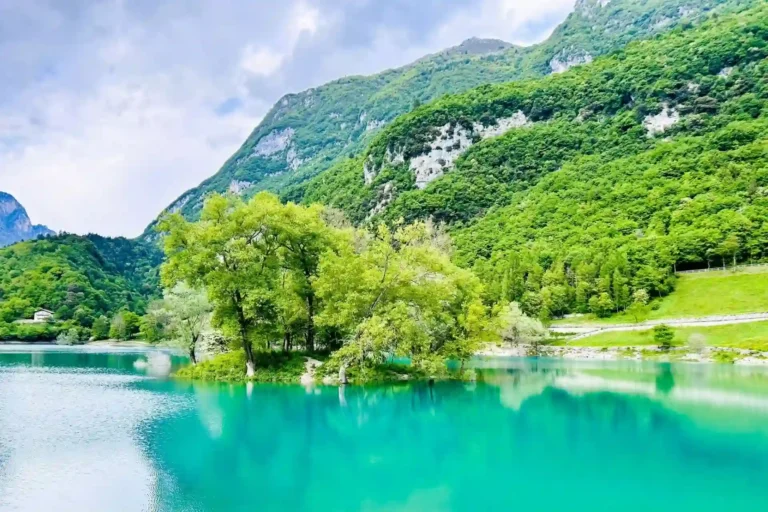 Lago di Tenno in summer.