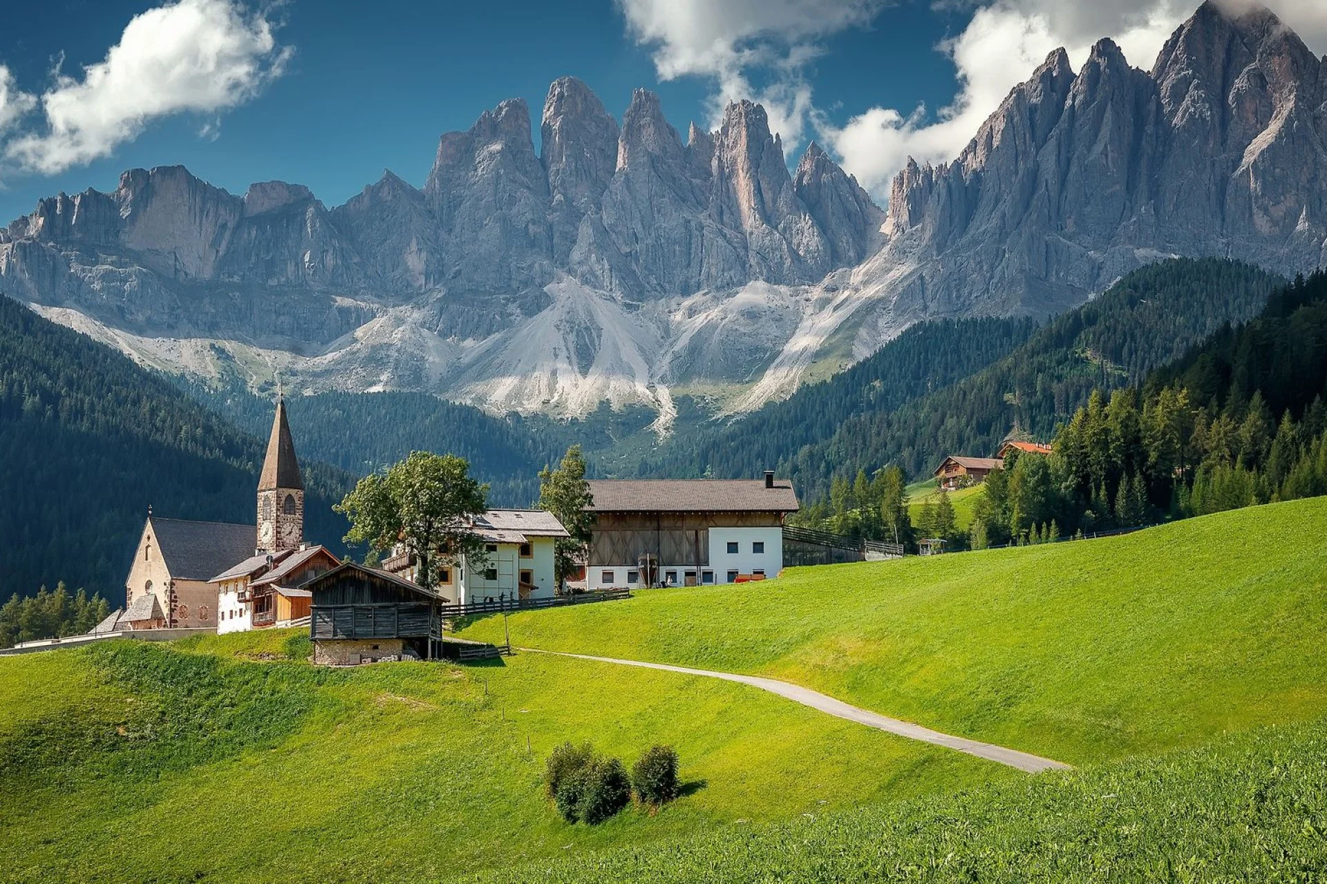 Village of Santa Maddalena in Val di Funes with the Geisler massif.